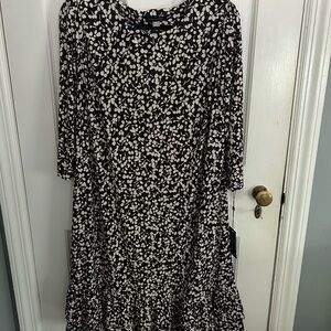 Tommy Hilfiger Black and White Floral Long Sleeve Dress